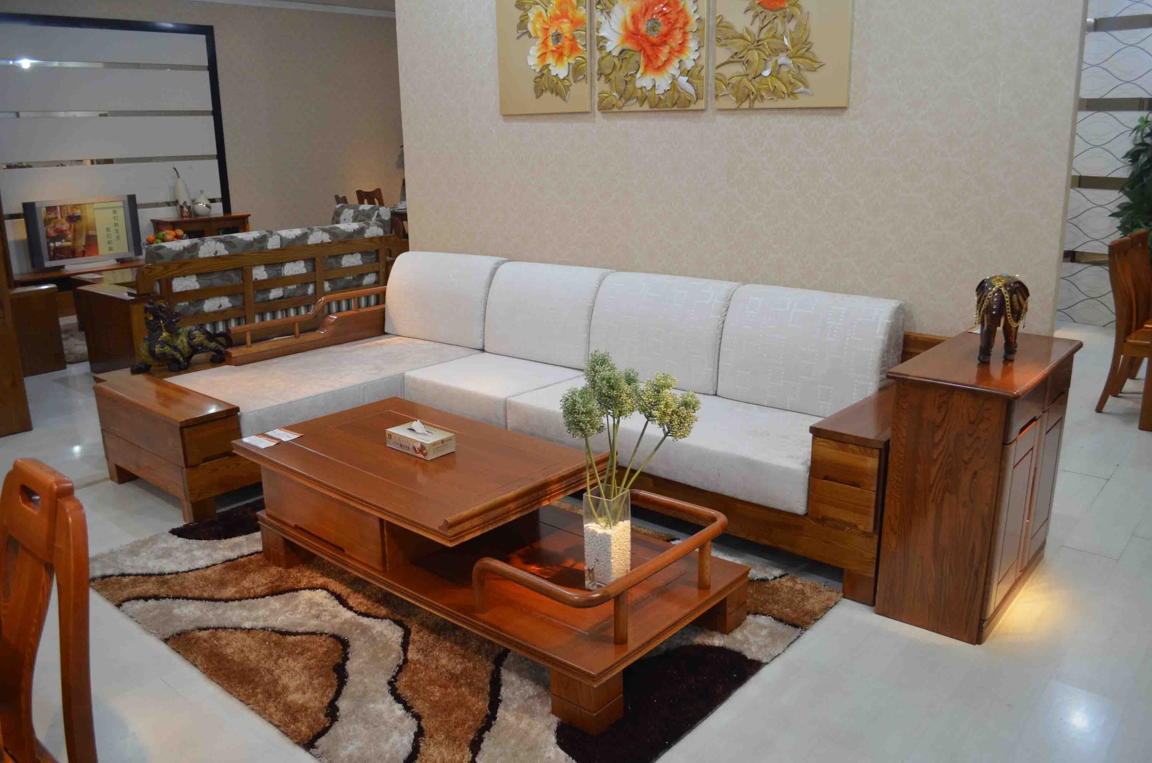 家具生產(chǎn)旺季來(lái)臨 家具企業(yè)開始展開普工&ldquo;爭(zhēng)奪戰(zhàn)&rdquo;_裝修保障網(wǎng)